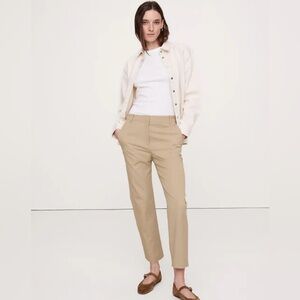 Women's Banana Republic "All Day Pant" khaki pants